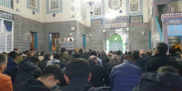 baskalede-kadir-gecesi-dualarla-idrak-edildi-IkYerThf.jpg