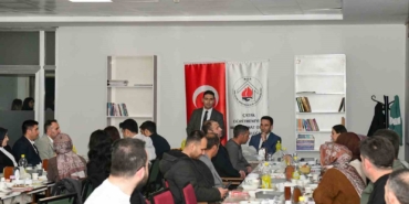 egitim-camiasi-iftar-yemeginde-bulustu-KrTHhrVP.jpg
