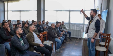 ekipler-sokak-hayvanlari-konusunda-bilgilendirildi-3YYvFdyX.jpg