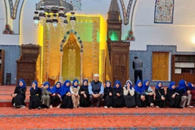 kuran-kursu-ogrencileri-tarihi-camide-iftar-acti-JmU8Dke5.jpg