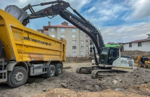 van-buyuksehir-belediyesi-kacak-hafriyat-dokumune-goz-actirmiyor-NY46LdlZ.jpg