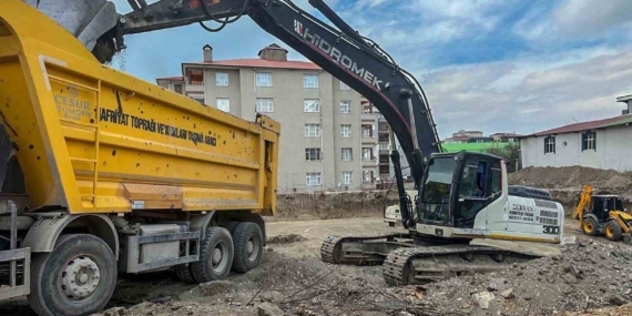 Van Büyükşehir Belediyesi kaçak hafriyat dökümüne göz açtırmıyor
