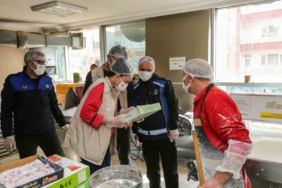van-buyuksehir-belediyesinden-bayram-oncesi-siki-denetim-CfUuWldl.jpg