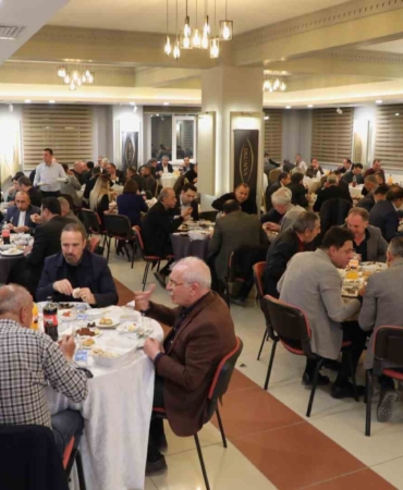 van-tsodan-geleneksel-iftar-yemegi-programi-sd2ikSg8.jpg