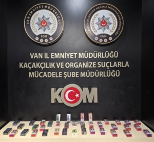 vanda-cok-sayida-gumruk-kacagi-malzeme-ele-gecirildi-ALtVezmm.jpg