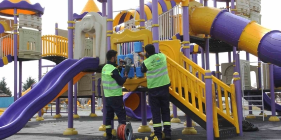 Van’da parklar bahara hazırlanıyor
