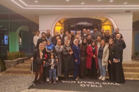 vanli-sair-ve-yazarlar-iftarda-bulustu-NG3nIi5v.jpg