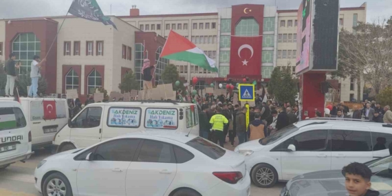 Erciş’te Filistin’e destek yürüyüşü