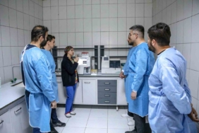 universite-ogrencileri-hayvan-bakim-evinde-uygulamali-egitim-aliyor-8xY6Dhyn.jpg