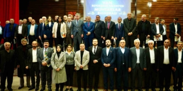 van-buyuksehir-belediyesi-genel-sekreteri-akhan-mahalle-muhtarlariyla-bulustu-uR93sXxi.jpg