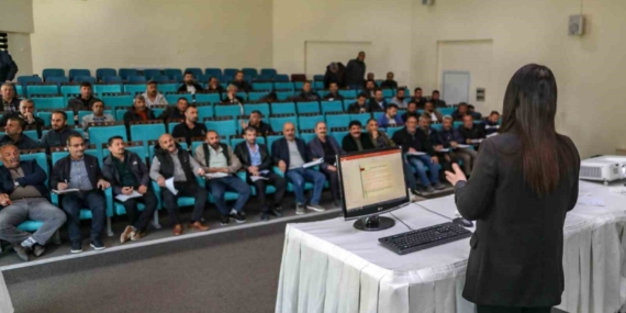 Van Büyükşehir Belediyesi personeline “İş Sağlığı ve Güvenliği” eğitimi