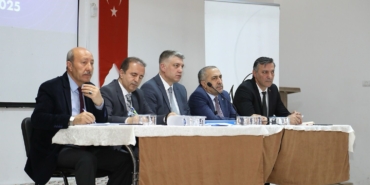 van-buyuksehir-belediyesinin-muhtarlar-toplantisi-devam-ediyor-8dWcaGrR.jpg