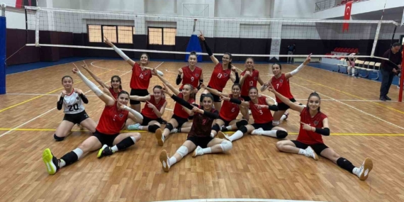 Vanlı voleybolcular bölge şampiyonu oldu