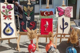 baskale-ademden-yilsonu-sergisi-3ktlK2QZ.jpg
