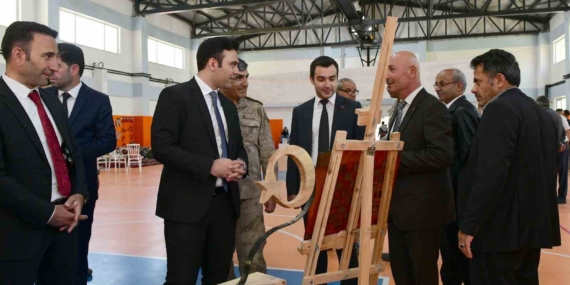 Çatak’ta yılsonu sergisi