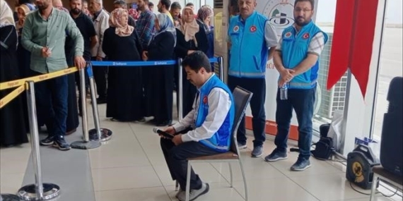 Hacı adayları kutsal topraklara uğurlandı
