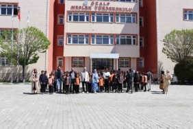 ilk-ve-ortaokul-ogrencilerinden-meslek-yuksekokuluna-ziyaret-P8VOqNL2.jpg