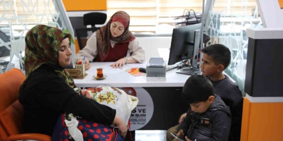Muradiye’de “İlk Kimliğim, İlk Kitabım” projesi