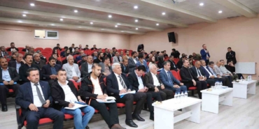 van-buyuksehir-belediyesi-catak-ve-bahcesarayda-mahalle-muhtarlari-ile-bulustu-mvnr3OX4.jpg