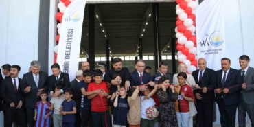 van-buyuksehir-belediyesi-kalecik-kapali-semt-pazari-hizmete-acildi-jSruJWJV.jpg
