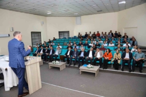 van-buyuksehir-belediyesi-yalin-yonetim-sistemine-geciyor-maT3hCqx.jpg