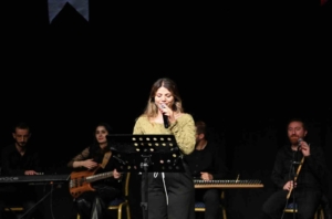 van-buyuksehir-belediyesinden-engellilere-ozel-konser-aEUQQqju.jpg
