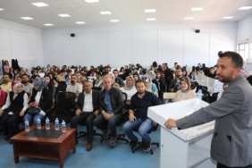 van-buyuksehir-belediyesinden-ogrencilere-meslek-tanitim-semineri-5Ee9fVZq.jpg