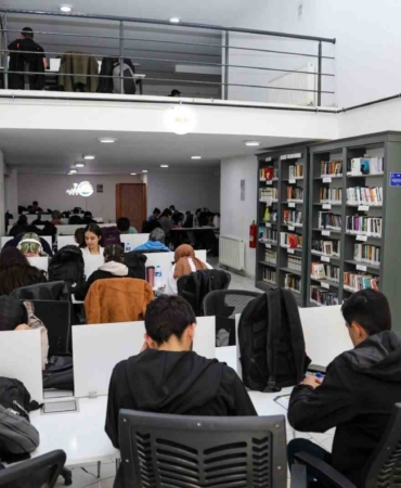 van-buyuksehir-belediyesinin-etut-merkezleri-ogrencilerin-hizmetinde-kfXnnkvv.jpg
