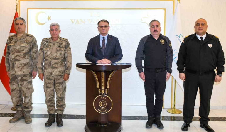 vanda-asayis-ve-guvenlik-degerlendirme-toplantisi-yapildi-cLSpCwlS.jpg