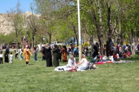 vanda-hidirellez-etkinligi-renkli-goruntulere-sahne-oldu-39wa1JkV.jpg