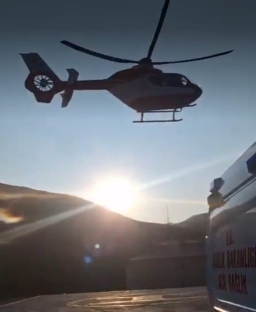 79-yasindaki-hasta-icin-helikopter-ambulans-havalandi-6u8qwXlj.jpg