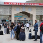 iranli-turistlerden-israile-tepki-intikam-duygusu-icindeyiz-4DQcCc9L.jpg