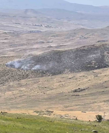 muradiyede-bos-arazide-yangin-cikti-uYTb9ulc.jpg