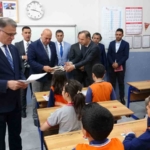 vanda-ogrencilerin-karne-heyecani-9vBfdwJD.jpg