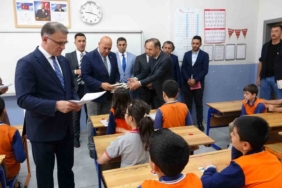 vanda-ogrencilerin-karne-heyecani-9vBfdwJD.jpg