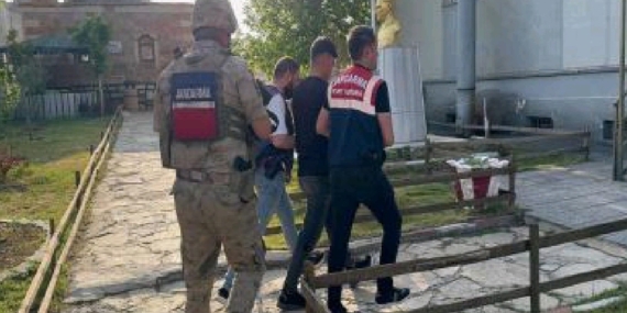 Van’da yaban keçisi avlayan şahıs yakalandı