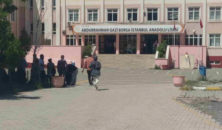 vanda-yks-maratonu-tyt-ile-basladi-VJmZ4eAm.jpg