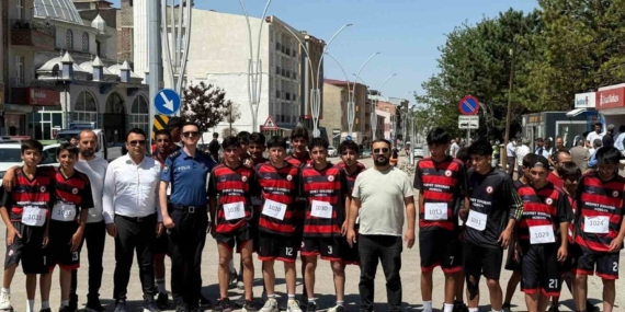 Özalp’te 15 Temmuz Gençlik Koşusu yapıldı