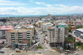 van-buyuksehir-belediyesi-terzioglu-caddesini-yeniliyor-Kl8hIVqw.jpg