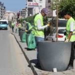 van-buyuksehir-belediyesinden-yesil-alanlarda-yogun-mesai-iNfq2jHw.jpg