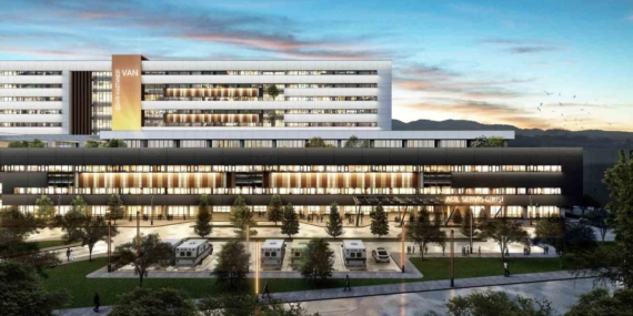 Van Şehir Hastanesi için ilk kazma vuruldu