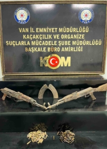 vanda-gumruk-kacakciligi-operasyonu-V6ds1CvC.jpg