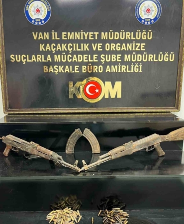 vanda-gumruk-kacakciligi-operasyonu-V6ds1CvC.jpg