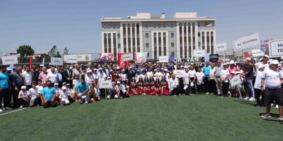 Van’da yaz spor okulları başladı