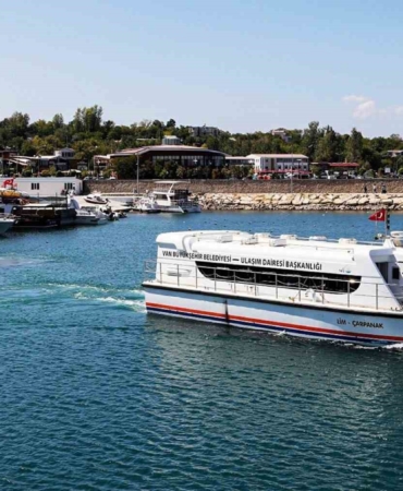 akdamar-adasina-seferler-yeniden-basliyor-HNdfPSPh.jpg