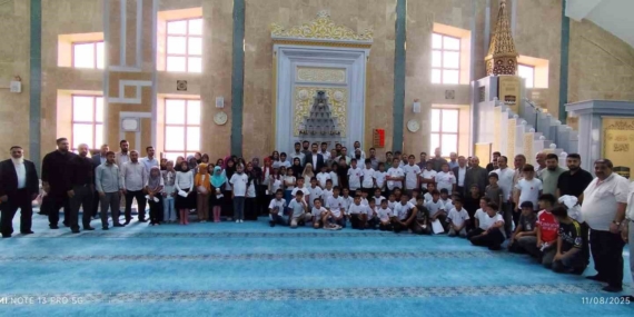 Çaldıran’da “Hadis Ezberleme Yarışması” düzenlendi