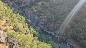 doganin-sakli-cenneti-masiro-kanyonu-ziyaretcilerini-hayran-birakiyor-ffSN2nI5.jpg
