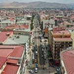eski-cezaevi-caddesi-yeni-gorunumuyle-trafige-acildi-AhOeedUz.jpg