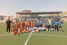 mudur-aksoydan-minik-sporculara-ziyaret-ivhTWWdr.jpg