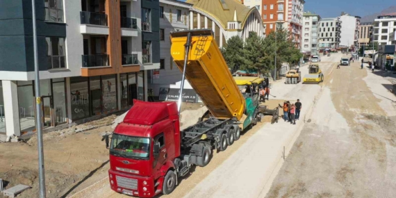 Terzioğlu caddesindeki çalışmalarda sona doğru